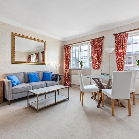 The Mayfair Large Snug London Luaran gambar